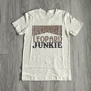 Leopard Junkie Graphic Tee Size Large